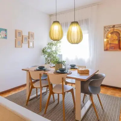 Bright apartment next metro