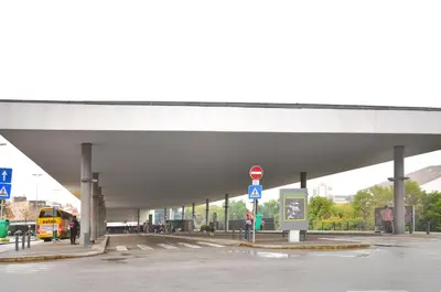a bridge over a parking lot with at Lips Friendship Shelter in Porto
