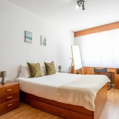 Cedofeita Vintage w Free Parking by LovelyStay