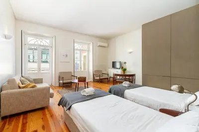 Gallery image of Cozzy Apartment at Praça dos Loios in Porto