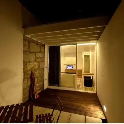 Space Shuttle studios - Tiny House