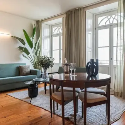 The Luxe Cube Apartment