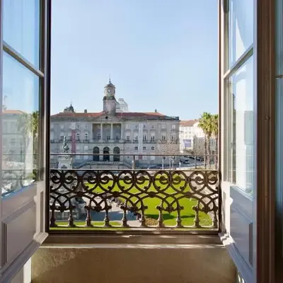 BOUTiQUE Rentals- THE MiRaDOURO Ribeira Apartment