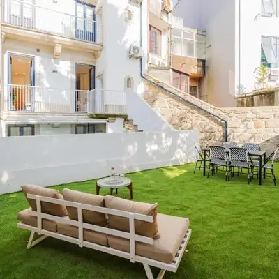 Charming Studio w/ Private Garden in St. Catarina