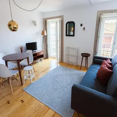 Central Porto apartment with balcony