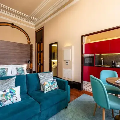 Well-maintained air conditioned studio in Porto