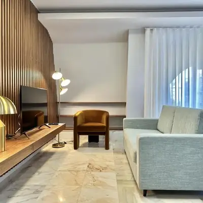 Bright apartment near Bolhao metro station