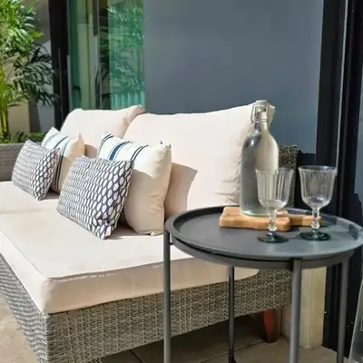 Central Apartment with parking/terrace