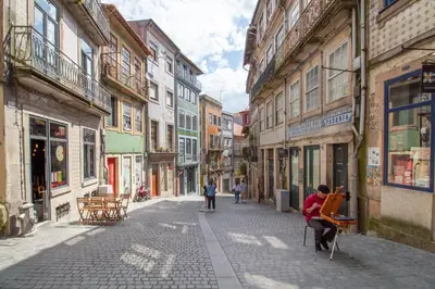 Gallery image of Caldeireiros Studio by LovelyStay in Porto