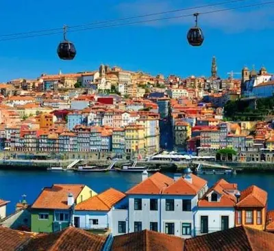 a view of a city with a bunch of buildings at Apartment near Porto University Campus T2 in Porto