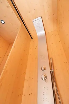 a showeruliculiculiculiculiculiculiculiculiculiculiculiculiculic at SLEEPBOAT- Modern Houseboat in Porto in Bicas