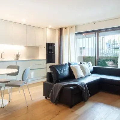 Golden Comfort CasaBela 7 Star by LovelyStay