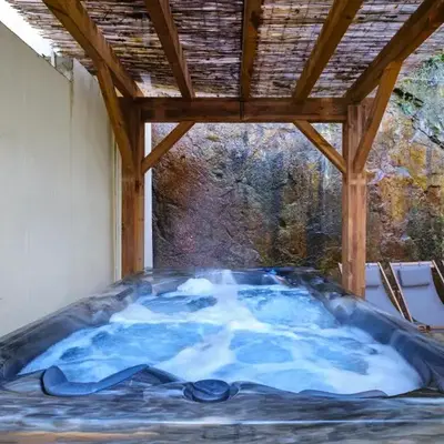 NEW! House with Hot Tub by Douro River & Iconic Bridge