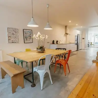 Urban Refuge 4BD by Vacationy