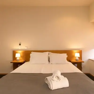 Peach Hostel & Suites