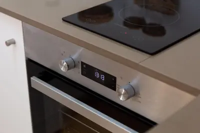 a kitchen with an oven with a microwave at LovelyStay - Oren Duke's House in Porto