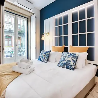 Janelas de São Bento by Porto City Hosts