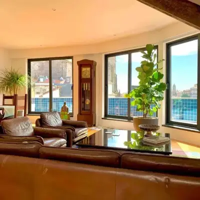 Spacious Apartment in Porto with Terrace