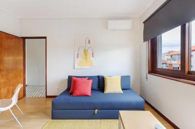 Gallery image of Spacious and Bright City Apartment I - 4 floor NO ELEVATOR in Porto