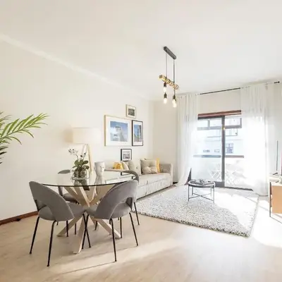2BR Flat in Bonfim w/ AC & Balcony by LovelyStay