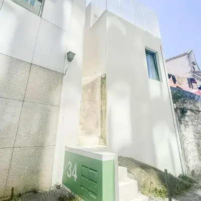 Duplex Apt - Sleeps 4 - Roof Terrace - Balcony