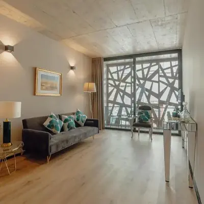 City Center Premium Apartment by Vacationy