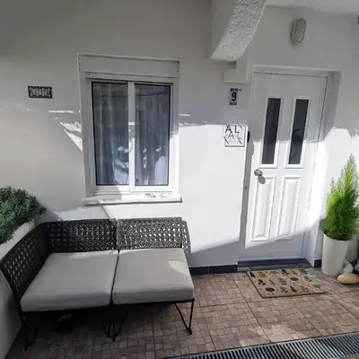KirasHouse