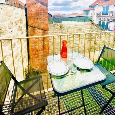Padre António Vieira flat E - 2 Bedroom Near Campanhã train station